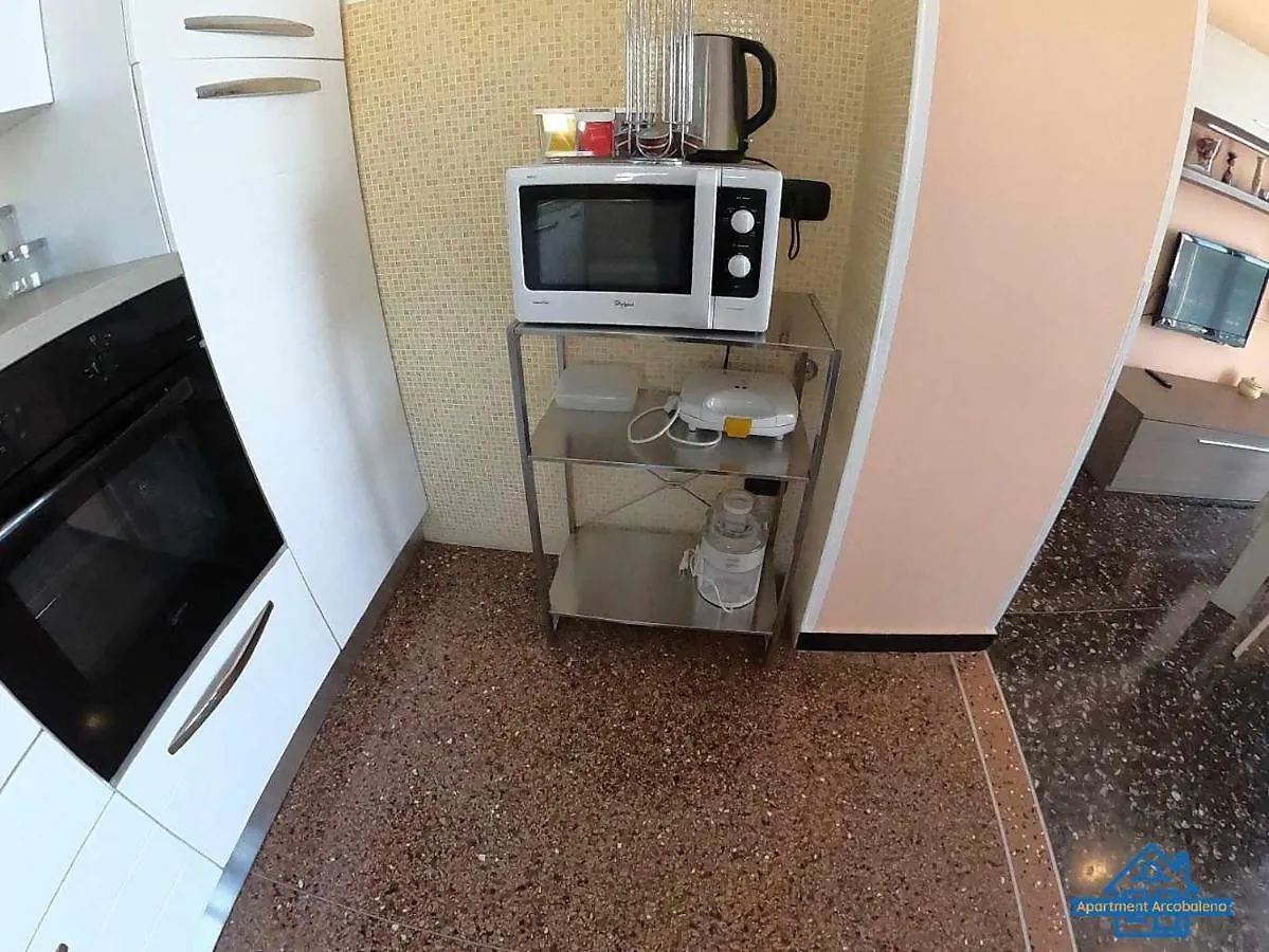 Apartament Arcobaleno A 500 Metri Dal Mare アルビッソラ・マリーナ アパート