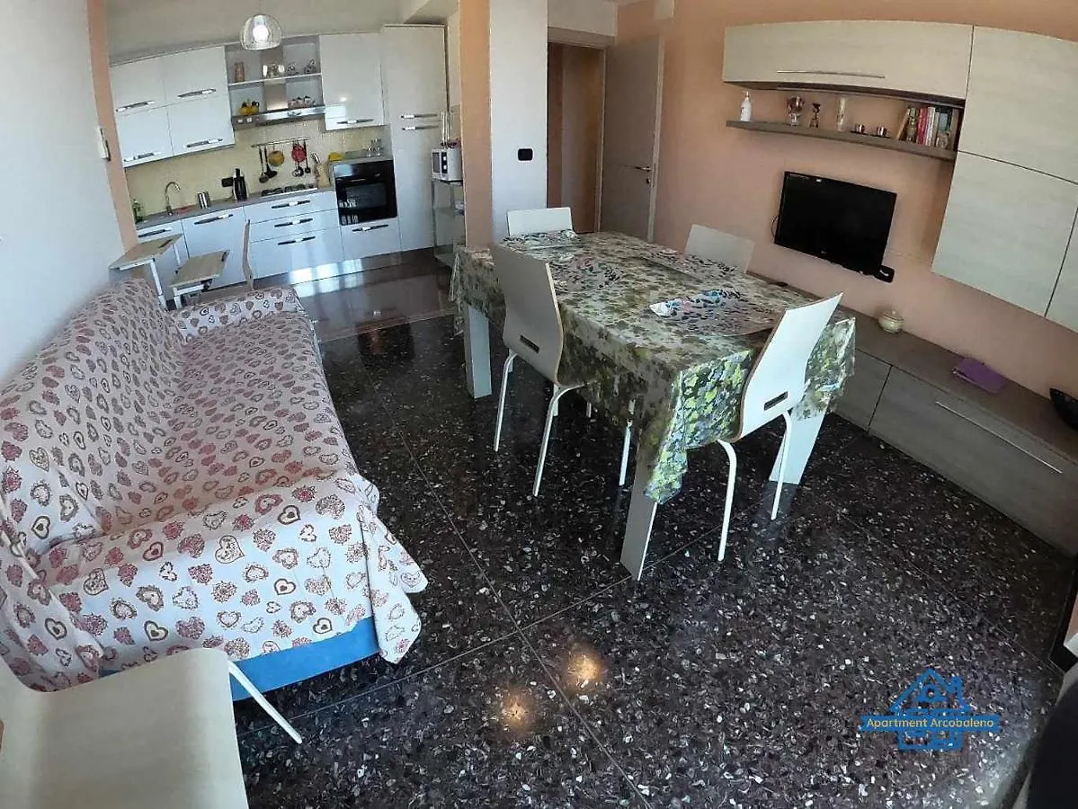 Apartament Arcobaleno A 500 Metri Dal Mare アルビッソラ・マリーナ イタリア